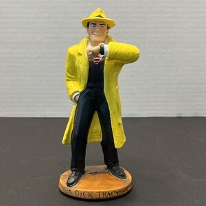 Dick Tracy Statue - Chester Gould- Dark Horse Classic Comic Character Series #10